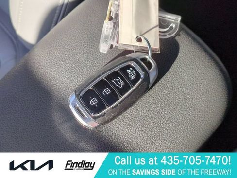 Used 2021 Hyundai Kona Limited AWD/4WD image 34