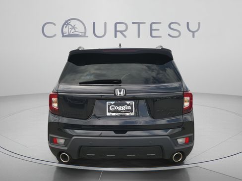 Used 2024 Honda Passport Black Edition image 6