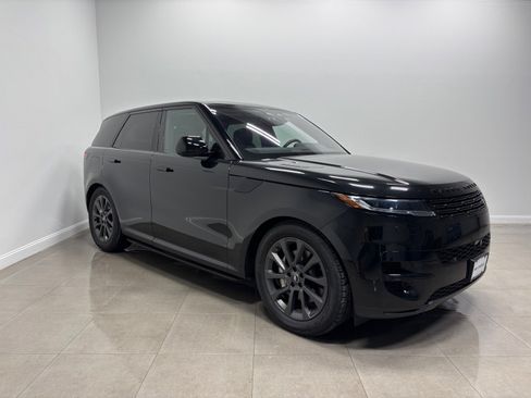 Used 2023 Land Rover Range Rover Sport SE AWD/4WD image 5