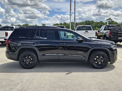 Used 2023 GMC Acadia AT4 w/ Technology Package AWD/4WD image 4