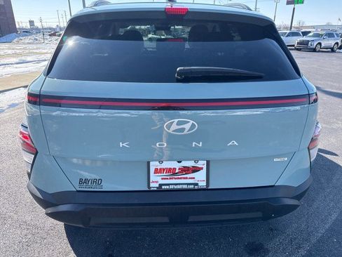 Used 2024 Hyundai Kona SEL image 3
