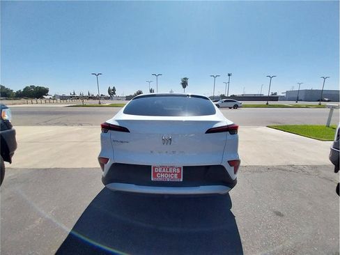 Used 2025 Buick Envista Preferred FWD image 6