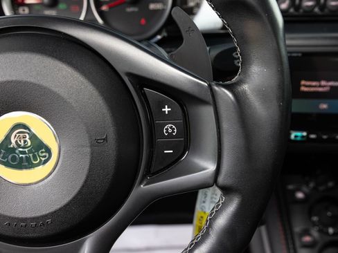 Used 2021 Lotus Evora RWD image 32