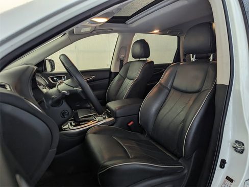 Used 2019 INFINITI QX60 Luxe w/ Essential Package image 5