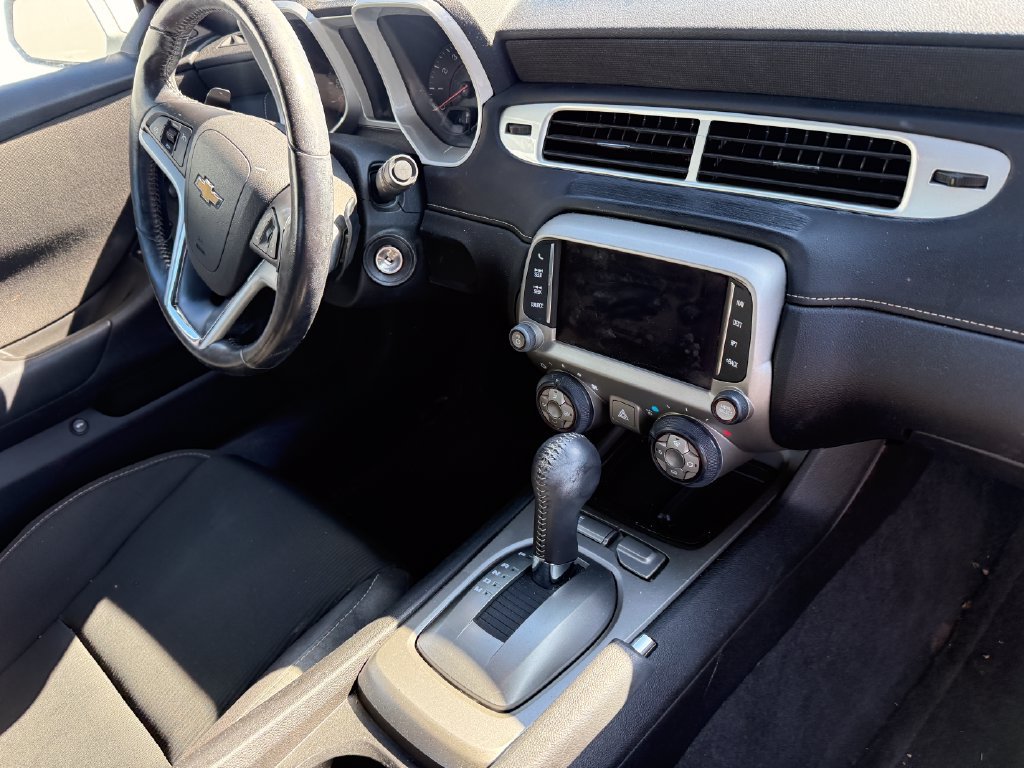 Used 2015 Chevrolet Camaro LT w/ RS Package RWD image 7