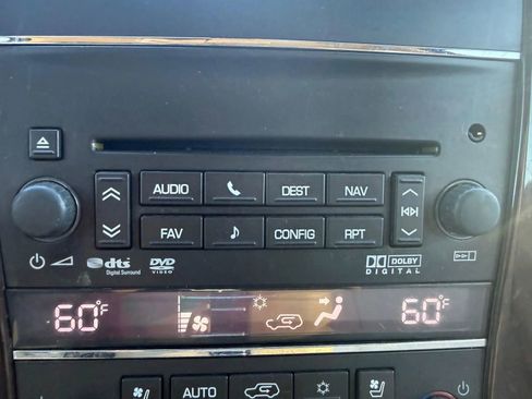 Used 2012 Cadillac Escalade ESV Premium image 28