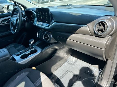 Used 2023 Chevrolet Blazer LT image 27