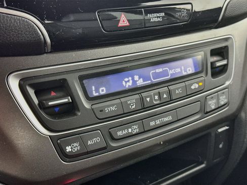 Certified 2023 Honda Passport EX-L image 15