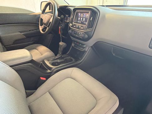 Used 2021 Chevrolet Colorado W/T w/ WT Convenience Package image 21