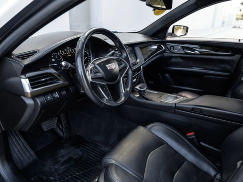 Used 2018 Cadillac CT6 Luxury AWD/4WD image 3
