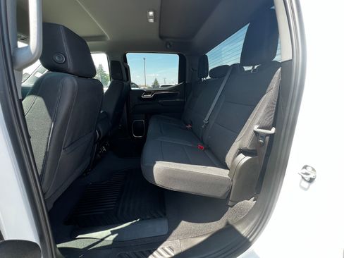 Used 2024 GMC Sierra 1500 SLE image 21