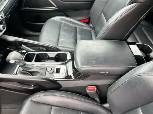 Used 2024 Kia Telluride LX FWD image 28