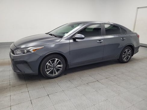 Used 2024 Kia Forte LXS FWD image 2