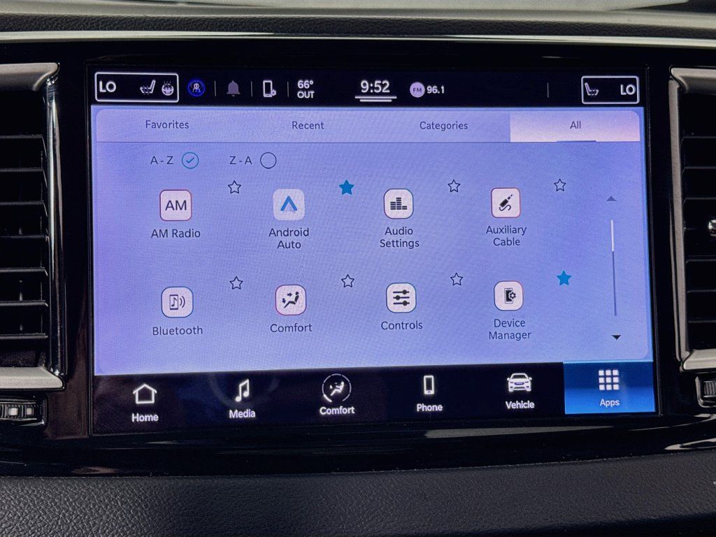 Used 2022 Chrysler Pacifica Touring-L FWD image 36