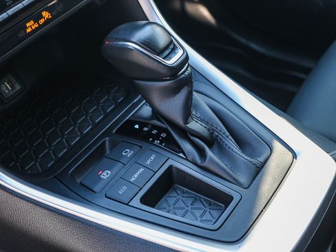Certified 2023 Toyota RAV4 XLE Premium FWD image 20