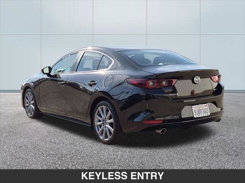 Used 2023 MAZDA MAZDA3 s FWD image 3