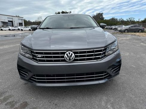 Used 2018 Volkswagen Passat 2.0T R-Line image 9