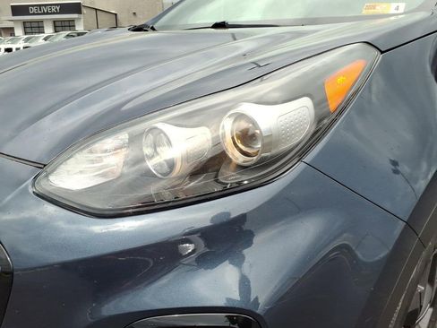 Used 2022 Kia Sportage Nightfall Edition image 10
