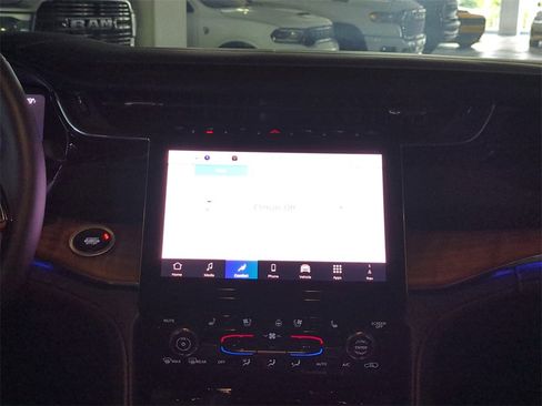 New 2025 Jeep Grand Cherokee Summit image 19