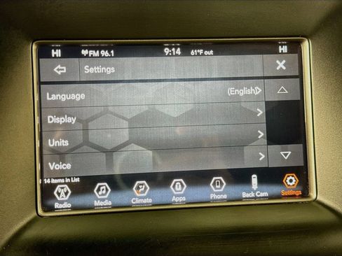 Used 2020 Jeep Grand Cherokee Laredo AWD/4WD image 35