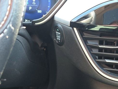 Used 2020 Ford Escape SE Sport AWD/4WD image 46