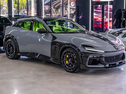 Used 2023 Ferrari Purosangue AWD/4WD image 2