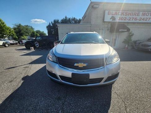 Used 2013 Chevrolet Traverse LS AWD/4WD image 3