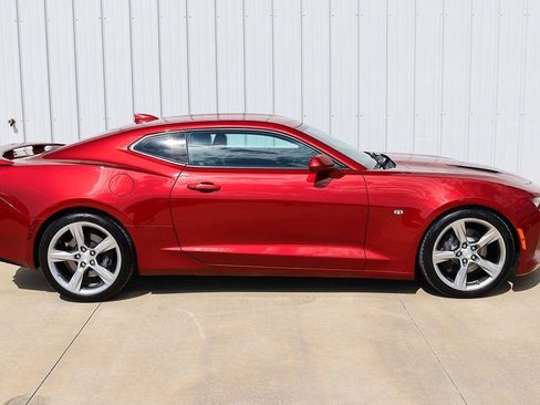 Used 2016 Chevrolet Camaro SS image 6
