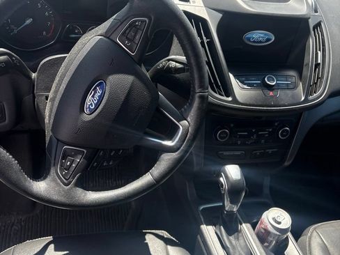 Used 2018 Ford Escape SEL AWD/4WD image 12