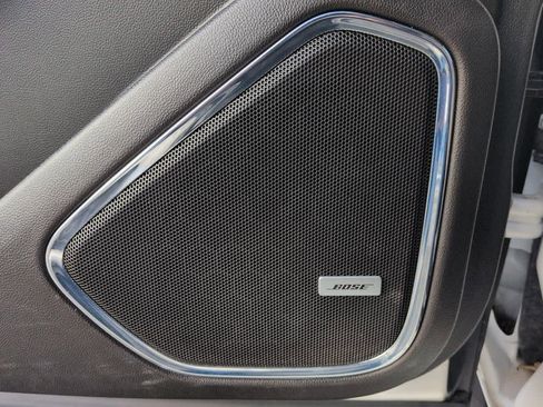 Used 2019 Chevrolet Suburban Premier image 33