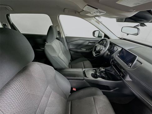 Used 2024 Nissan Rogue SV FWD image 26
