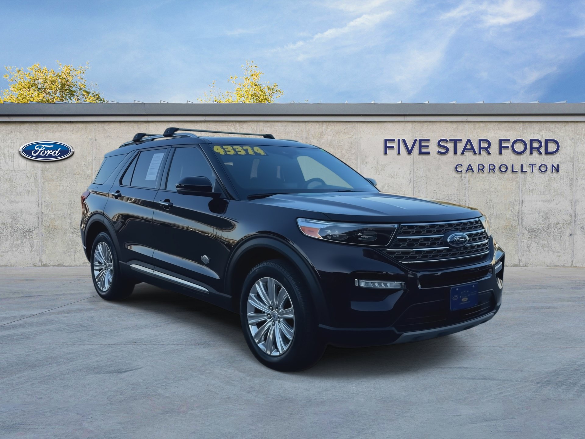 Certified 2023 Ford Explorer King Ranch w/ Technology Package AWD/4WD image 2