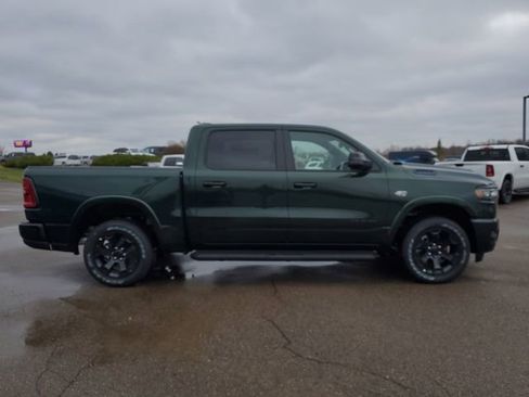 New 2026 RAM 1500 4x4 Crew Cab image 8