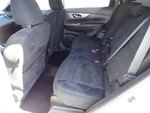 Used 2016 Nissan Rogue S image 23