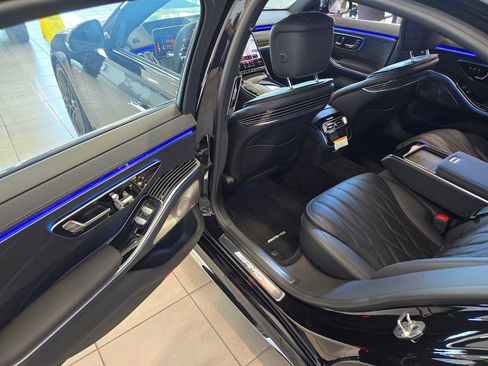 New 2025 Mercedes-Benz S 63 AMG S image 16