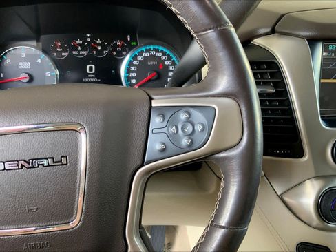 Used 2019 GMC Yukon XL Denali w/ Denali Ultimate Package RWD image 24