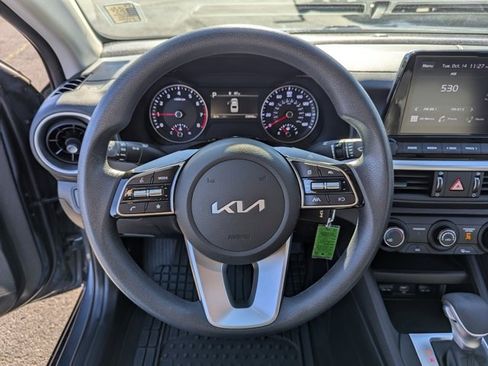 Used 2023 Kia Forte LXS image 13