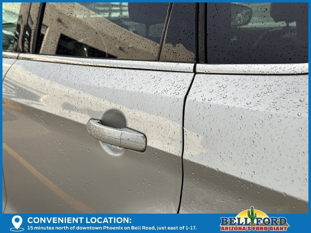 Used 2015 Ford Escape Titanium FWD image 10