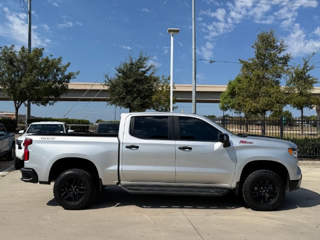 Used 2022 Chevrolet Silverado 1500 LT Trail Boss w/ LT Trail Boss Premium Package AWD/4WD image 5