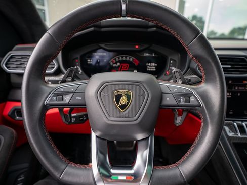 Used 2023 Lamborghini Urus S AWD/4WD image 36