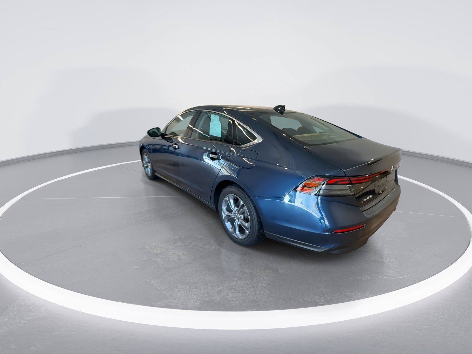 Used 2024 Honda Accord EX image 6