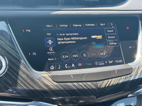 Used 2023 Cadillac XT6 Premium Luxury FWD image 4
