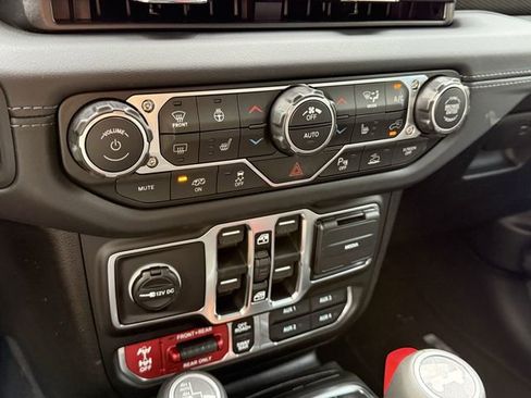 New 2026 Jeep Wrangler Unlimited Rubicon 392 image 23