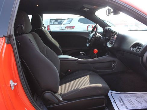 Used 2018 Dodge Challenger R/T w/ Blacktop Package RWD image 9
