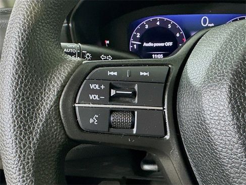 Certified 2023 Honda Accord EX image 8