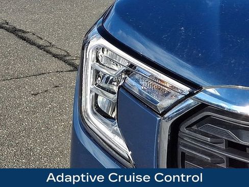 Used 2024 GMC Terrain SLE w/ Driver Convenience Package image 13