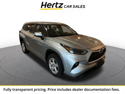 Used 2025 Toyota Highlander LE