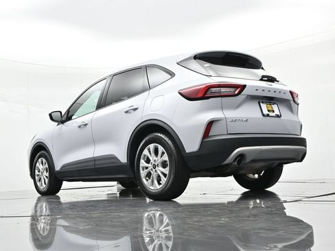Certified 2025 Ford Escape Active FWD image 21