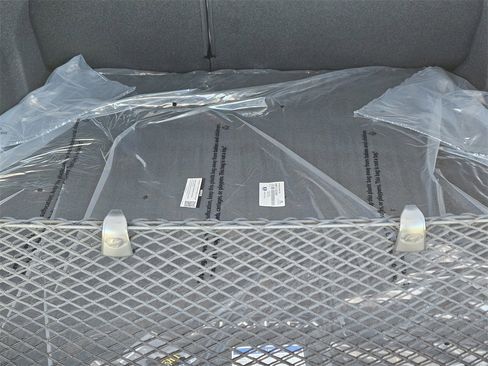 New 2025 Hyundai Elantra Limited image 33