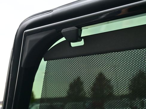 New 2025 Nissan Pathfinder SL w/ SL Premium Package image 17